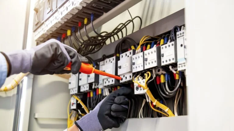 Diagnóstico de Problemas Elétricos