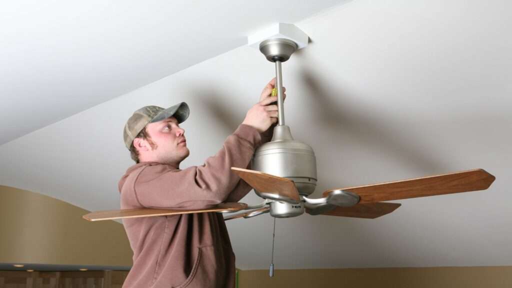 Instalação de ventilador de teto no Taboão da Serra Instalação de ventilador de teto no Taboão da Serra