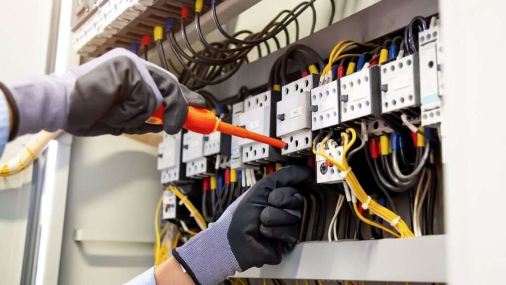 Instalação e Manutenção de Sistemas Elétricos
