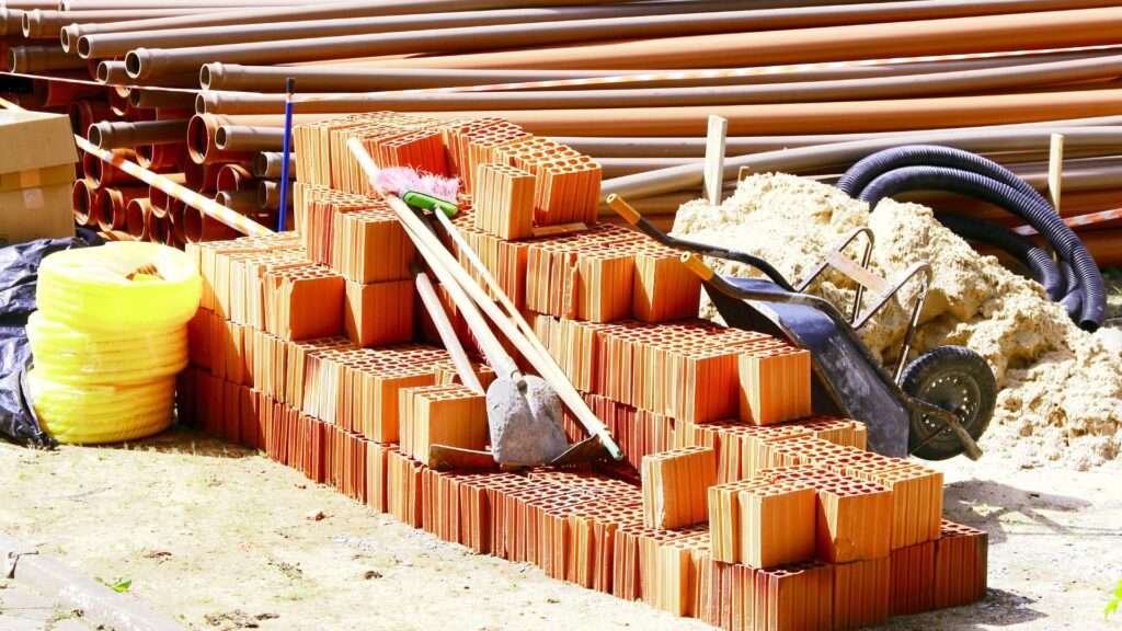 Contratar uma empreiteira vale a pena, quanto custa? Contratar uma empreiteira