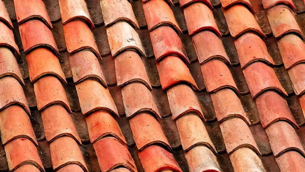 Tipos de Telhas de Cerâmica: Escolha o melhor custo benefício Tipos de Telhas de Cerâmica