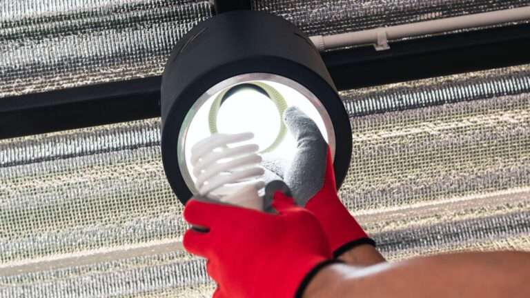 Como Instalar Lâmpadas Fluorescentes