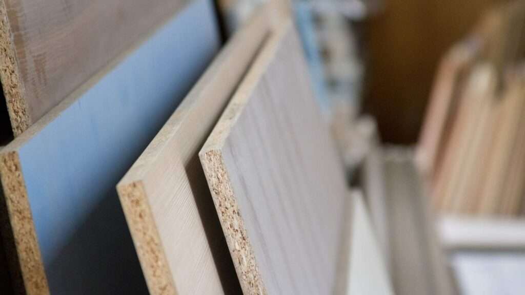 Compensado e MDF - SOS Soluções - Reformas e Reparos