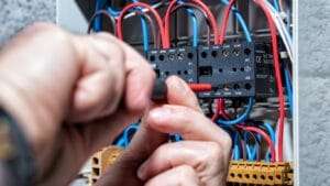 Blog eletricista para painel elétrico em Itaquera