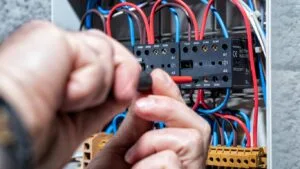 eletricista para painel elétrico em Itaquera