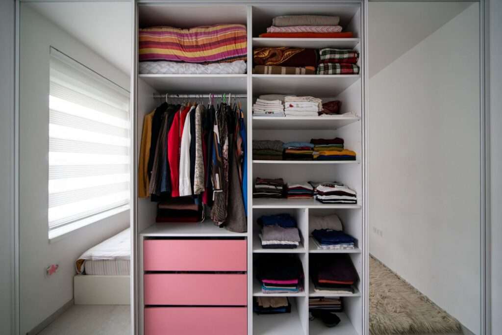 Guarda Roupa de Alvenaria para Quarto: Durabilidade, Estilo e Funcionalidade Guarda Roupa de Alvenaria para Quarto