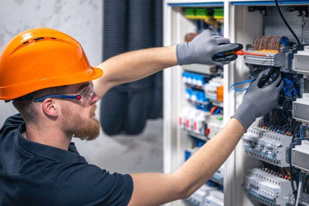 Reparo de Quadro de Luz em SP: atendimento rápido e seguro Reparo de Quadro de Luz em SP atendimento rápido e seguro