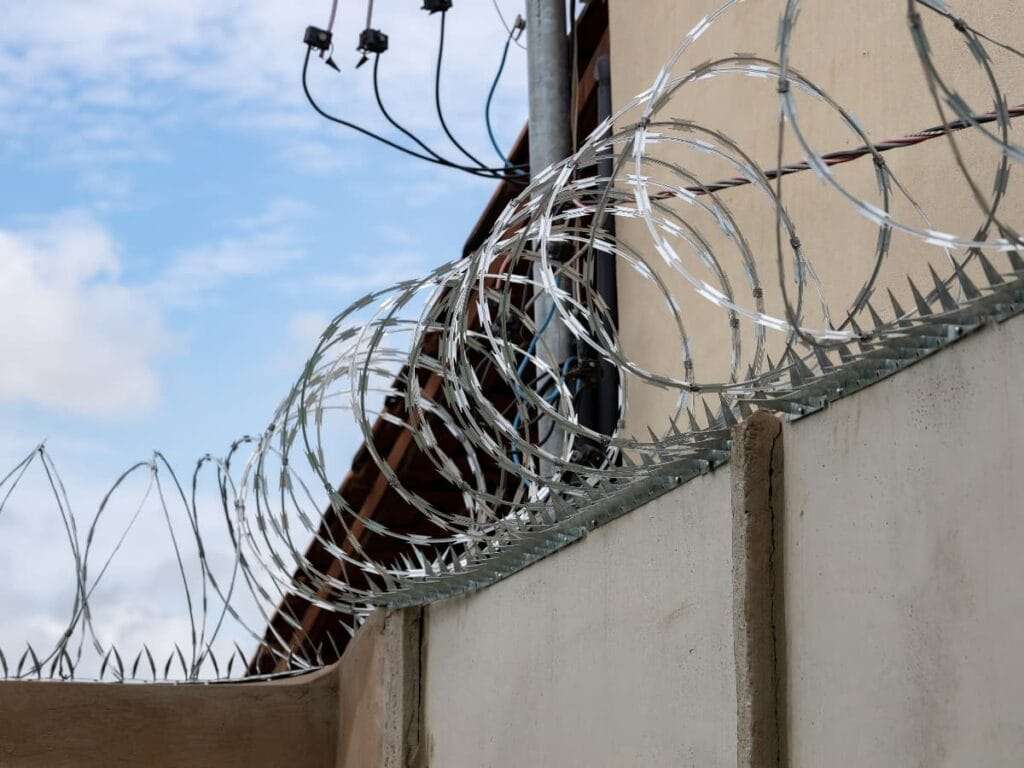 Serviço de Manutenção de Cerca Concertina em SP com Preço Barato