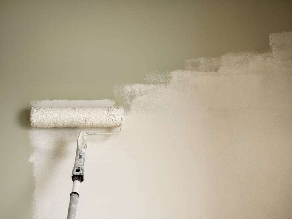 Pintura decorativa: o que é e como usar na sua casa O que é pintura decorativa e por que ela está em alta