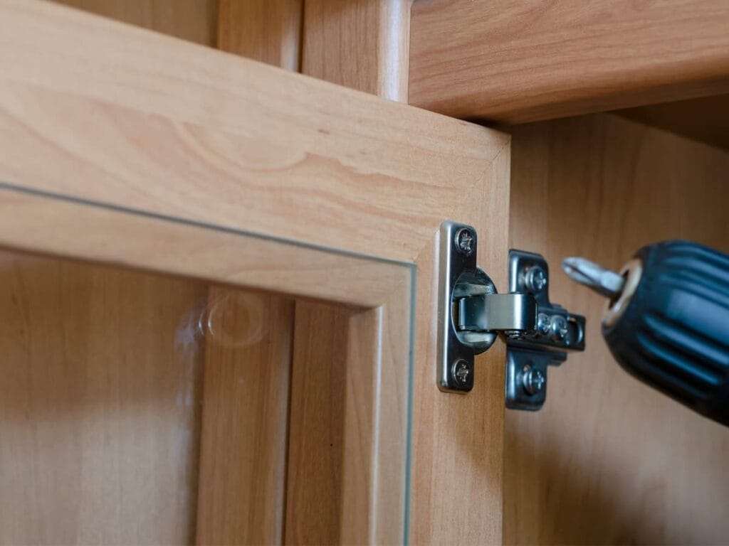 Orçamento para Ajuste de Portas de Móveis em São Paulo