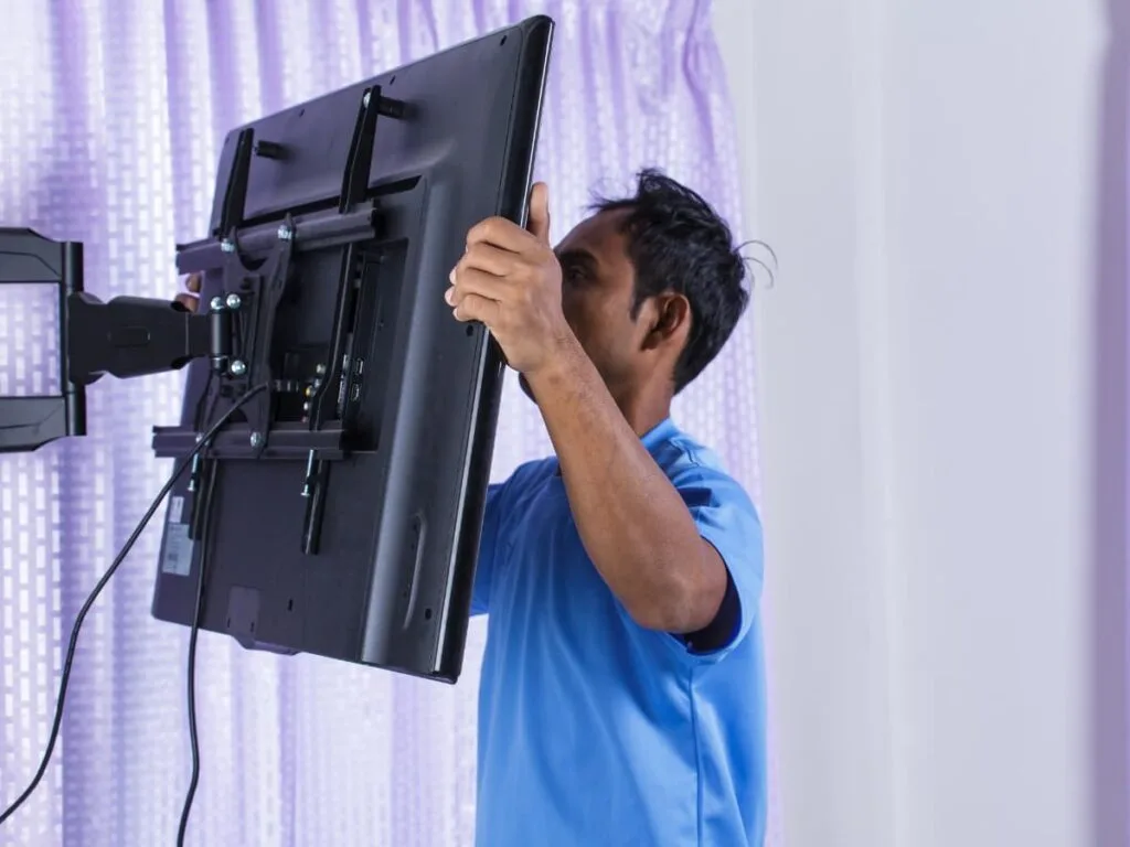 Orçamento de Fixação de painéis de TV em SP