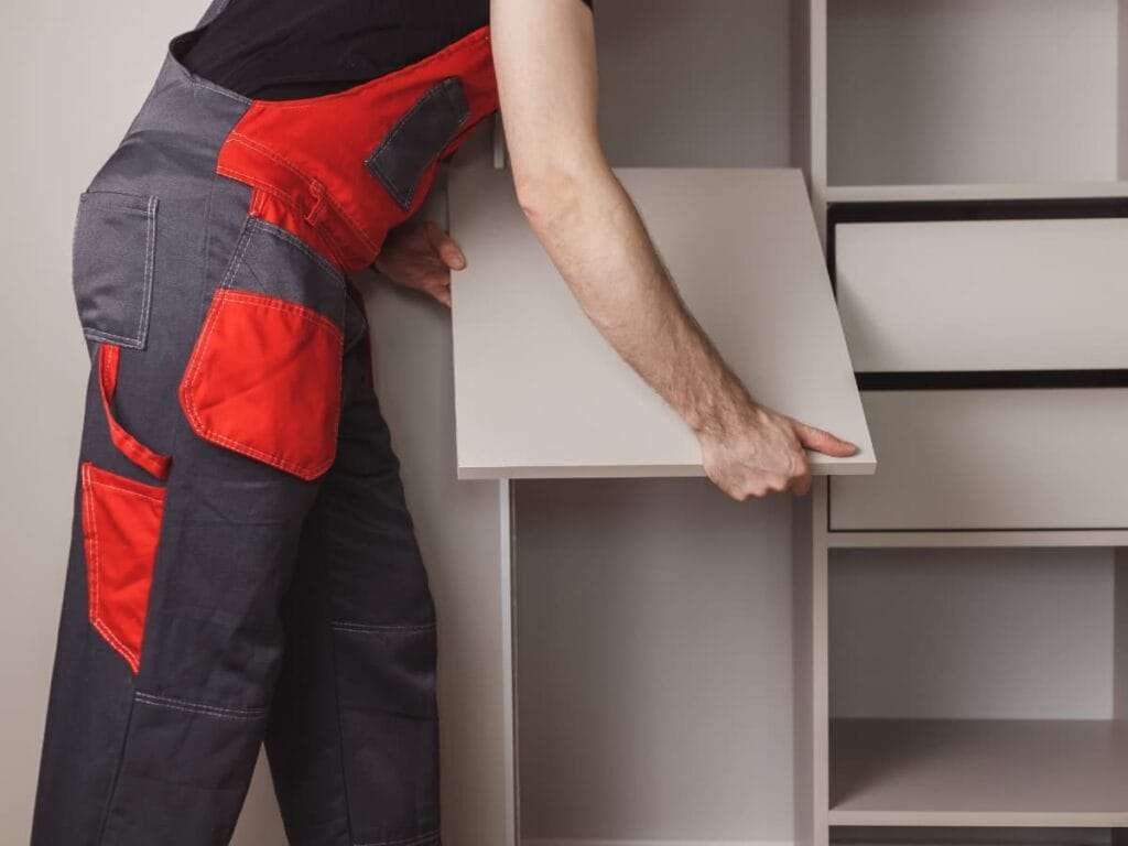 Por que contratar um montador de apartamento profissional