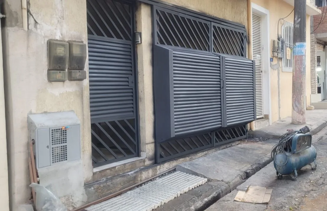 Reformas e Reparos - SOS Soluções Serviço de Serralheiro